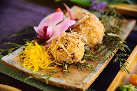 梅子竹筍芋頭飯糰