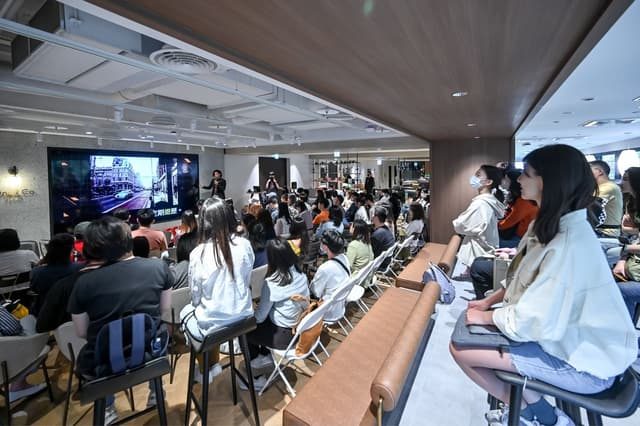 數位遊牧講座心得｜跨界交流讓職涯選擇更多元－最近圓滿結束了一場熱度滿滿的講座—「數位遊牧是你的夢想嗎」。 原來對這個講題有興趣的人這麼多，門票全部賣光，座無虛席。