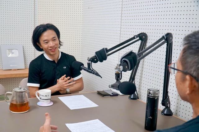 第一次英國獨旅的感動｜上Podcast重走旅程起點－你還記得第一次旅行的感動嗎？ 最近上了 風潮音樂創辦人—楊錦聰大哥的Podcast節目。楊大哥請我聊聊印象深刻的旅程，想了想，過去分享過很…