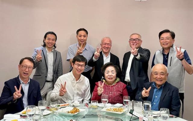 日本人獲台灣鋼鐵業貢獻獎｜一段跨越40年的友情－老友相聚，分外開心