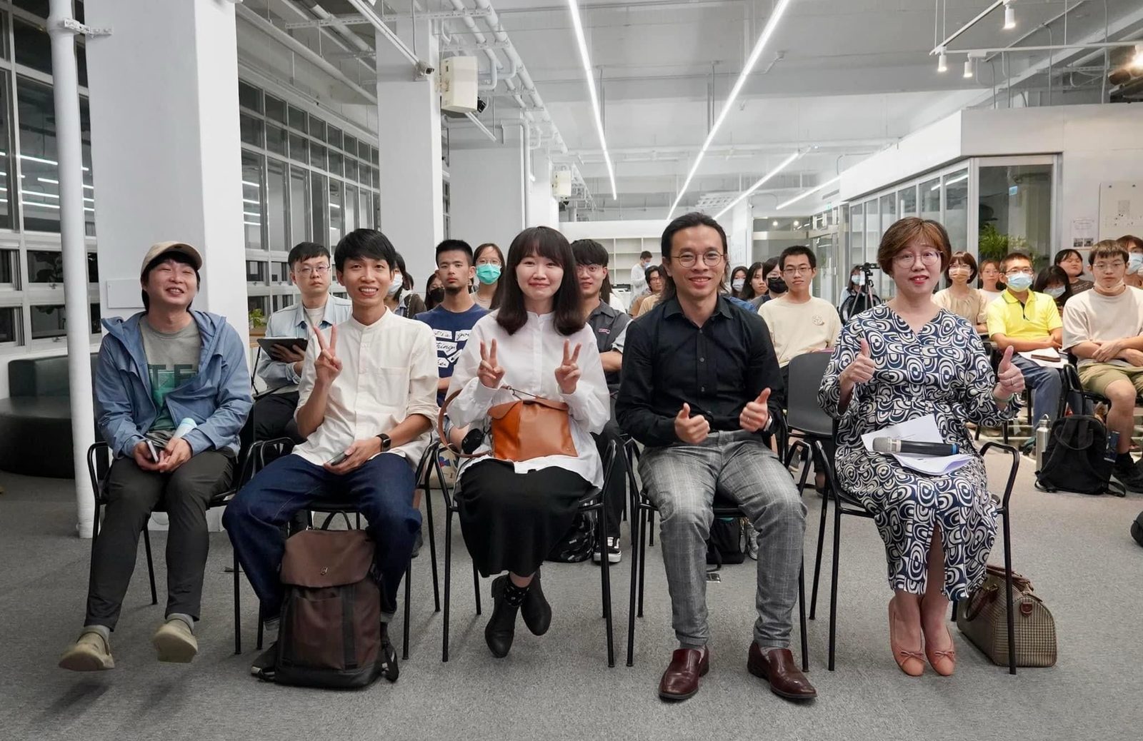 畢業15年重回成大演講|分享跨界職涯的可能-很開心再次回到這裡,看看熟悉的風景、想想過去的青春記憶、說說這些年來的際遇。