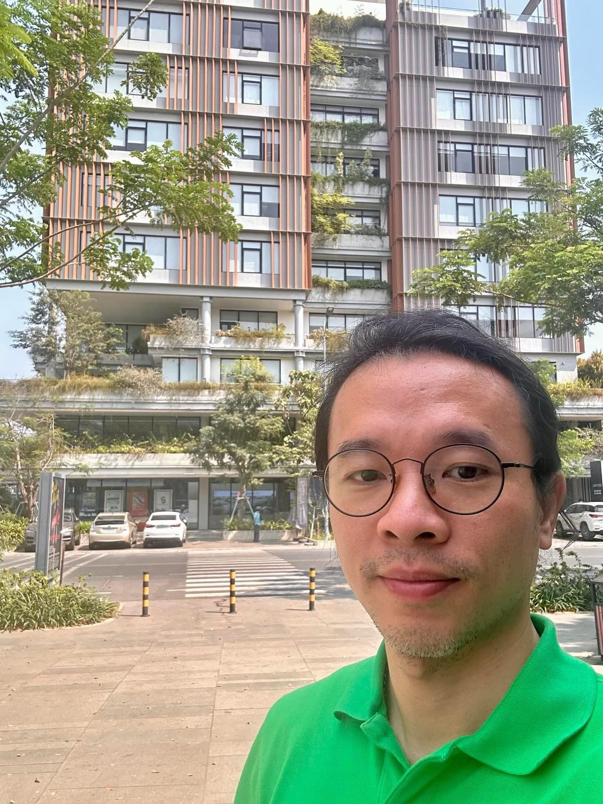 柬埔寨海外工作啟動｜相隔4年重返上班族生活－相隔四年，沒想到就要開始上班了，而且竟是在柬埔寨金邊，在身後的辦公室，做著過去想像不到的工作，一切都顯得如此不可思議！ 不知道未來將會經歷多…