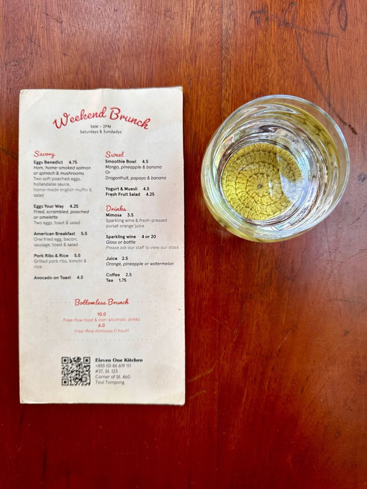 金邊早午餐推薦｜10美元Bottomless Brunch吃到下午－你知道什麼叫做”Bottomless brunch”嗎？字面意思是「無底洞早午餐」，也就是「吃到飽早午餐」。 我在金邊的愛店”Eleven…