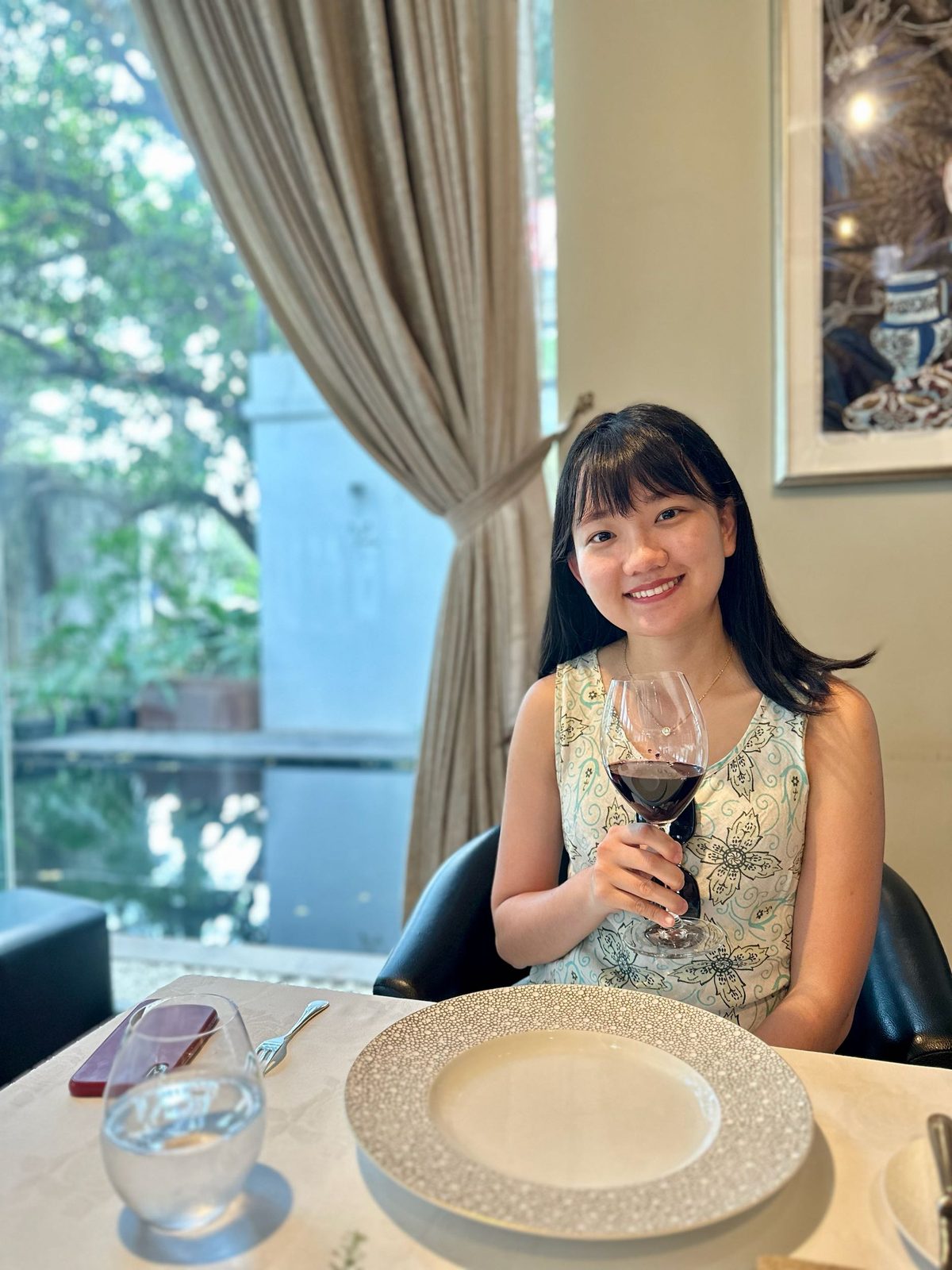 金邊法式料理Topaz｜33美元高水準商業午餐－曾經朝夕相處的我們，如今相見不易，更要好好利用每次一起享受美食的珍貴時機。未來幾天，我已安排好金邊美食之旅。終於，餐桌上可以擺更多菜餚，兩個…