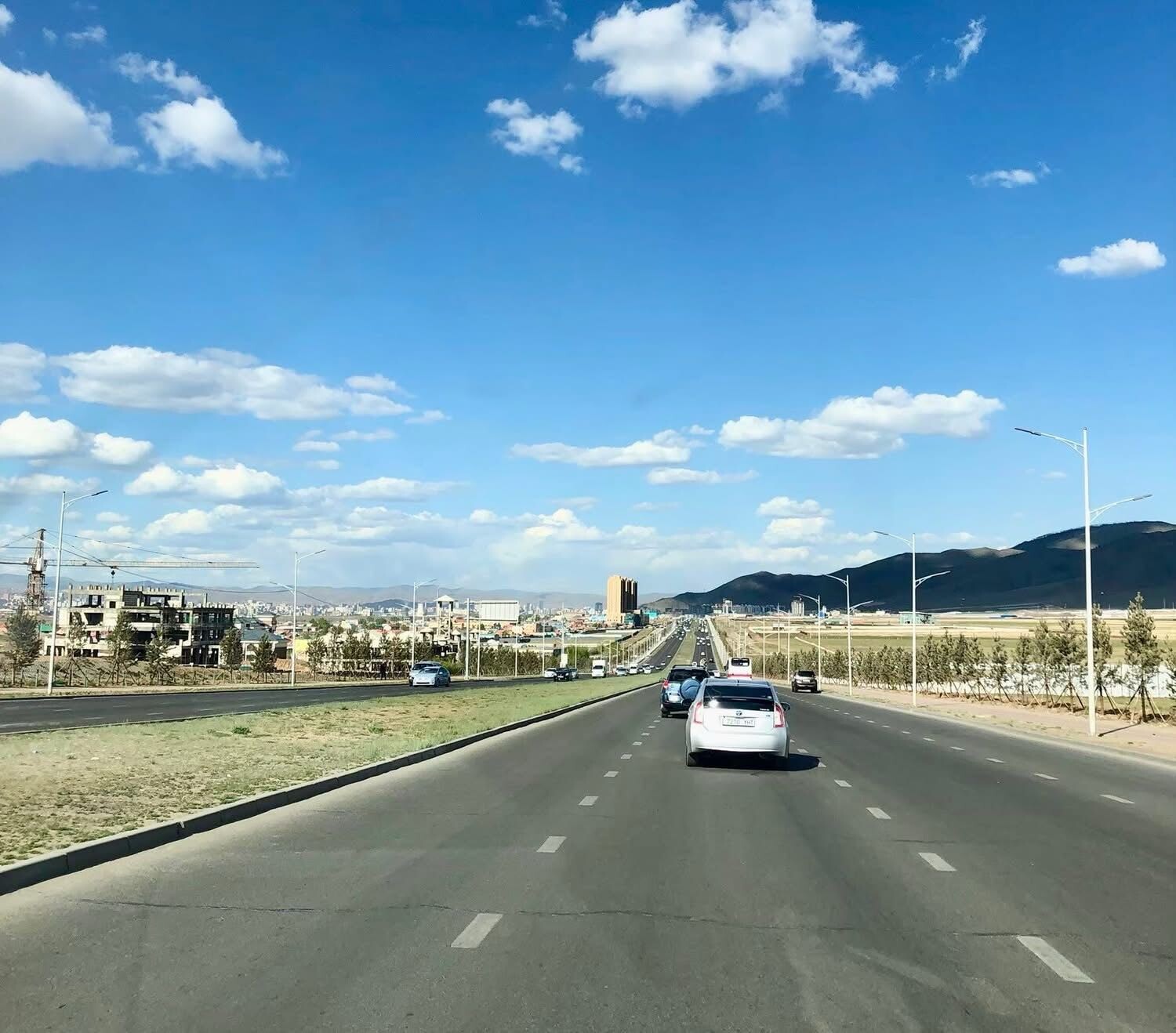 蒙古首都烏蘭巴托現代街景