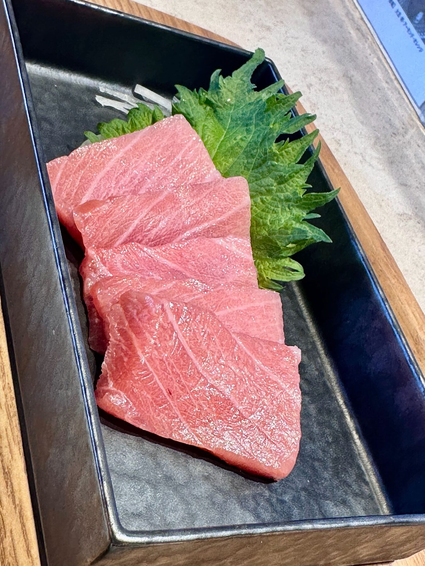 關西機場龍騰出行兌換鮪魚生魚片