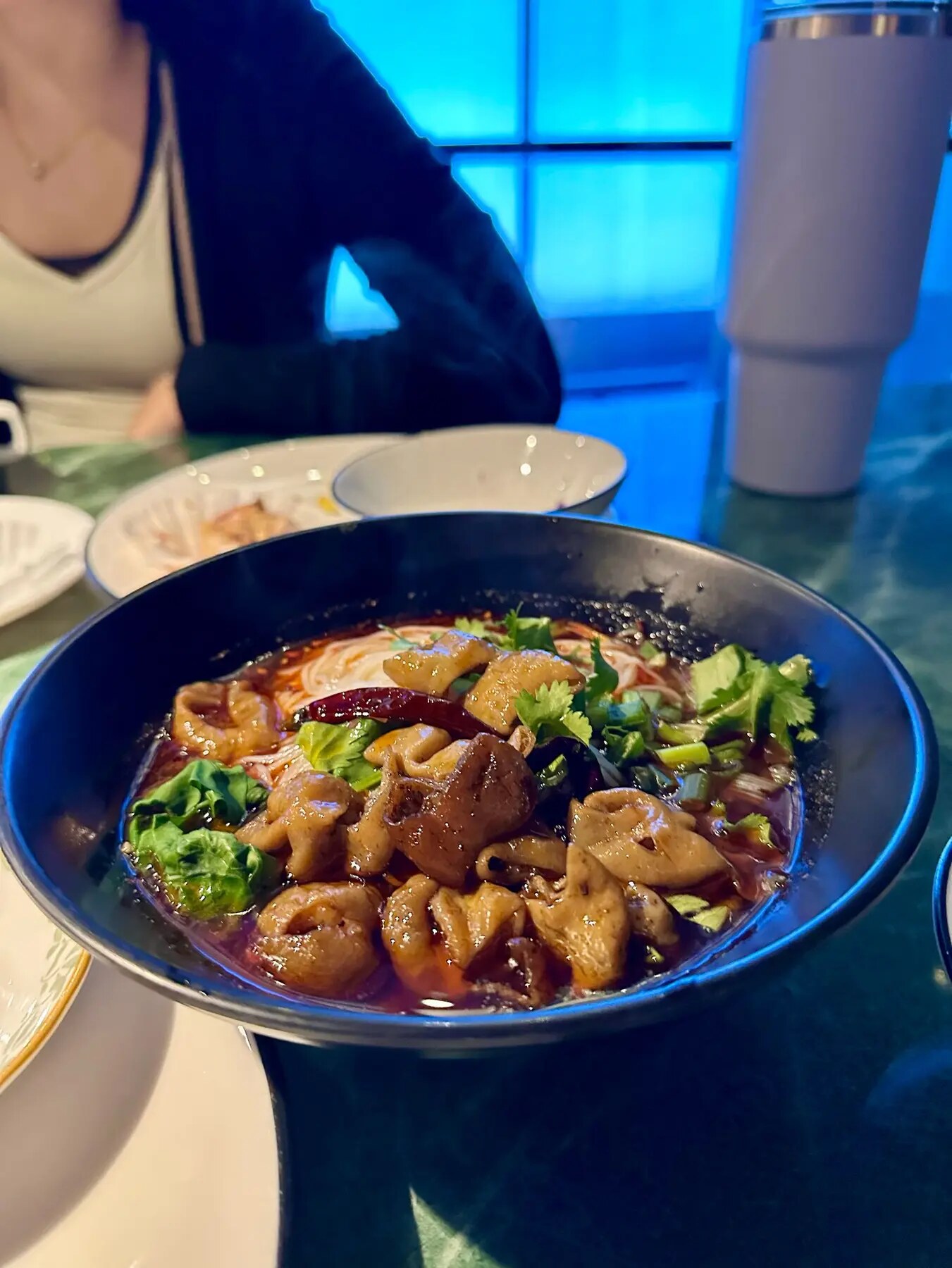觀臣足道的肥腸小麵