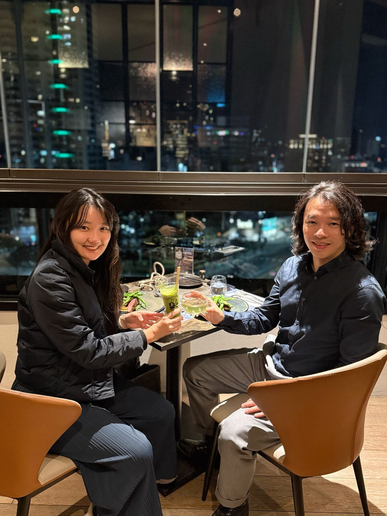 高雄眺吧餐酒館調酒與夜景